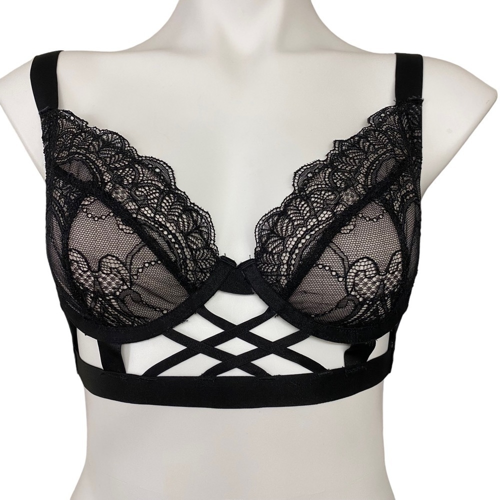 Wolf and Whistle Sexy Strappy, Under Wire Black Bra Size 32DD/E Gold Fixings